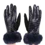 Női kesztyű szőrmés csuklórésszel, fényes-csíkos kék (1)