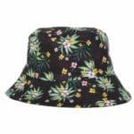 Nyári strandkalap fű és virág