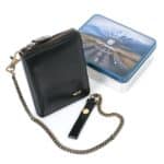 Bőr pénztárca fémdobozban, lánccal Peterson 340L RFID fekete