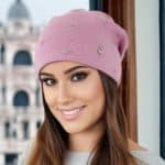 Női sapka fényes pöttyökkel Kamea Gorczyca (1)